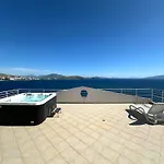 Seafront Oasis Luxury Apartment, With Sae View 公寓 Sarandë