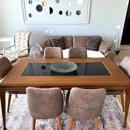 Seafront Oasis Luxury Apartment, With Sae View * Sarandë