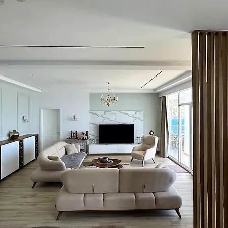 Seafront Oasis Luxury Apartment, With Sae View * Sarandë