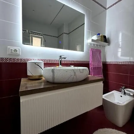 Seafront Oasis Luxury Apartment, With Sae View Sarandë