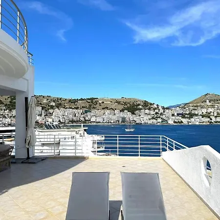 Seafront Oasis Luxury Apartment, With Sae View