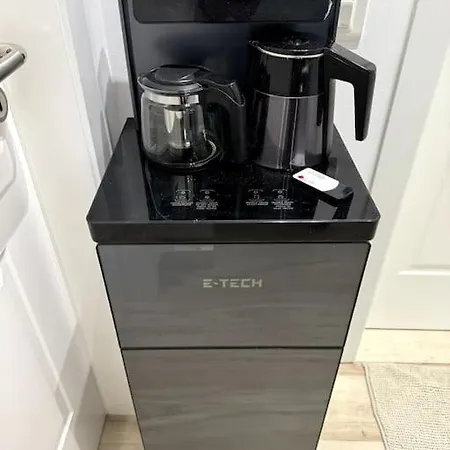 Seafront Oasis Luxury Apartment, With Sae View 아파트 Sarandë