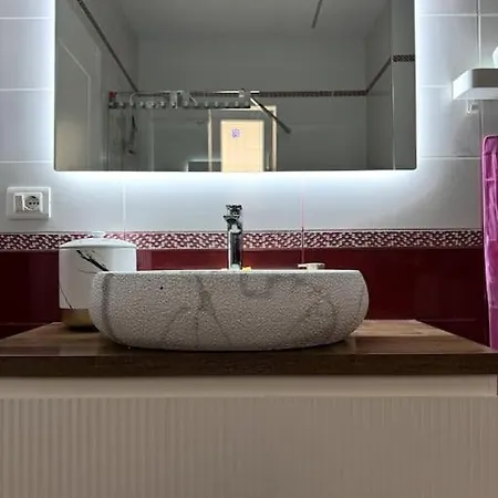 Seafront Oasis Luxury Apartment, With Sae View Apartamento