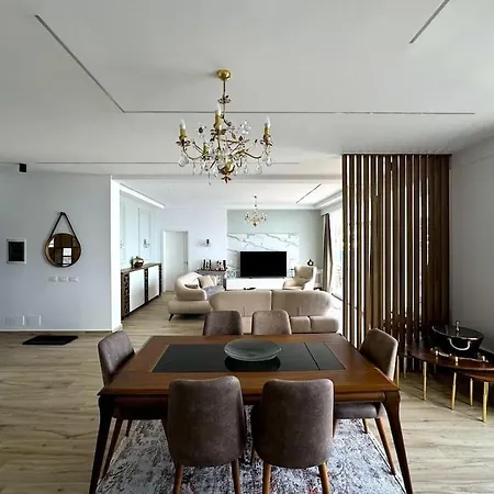 Seafront Oasis Luxury Apartment, With Sae View Sarande