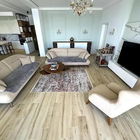 Seafront Oasis Luxury Apartment, With Sae View Lägenhet *