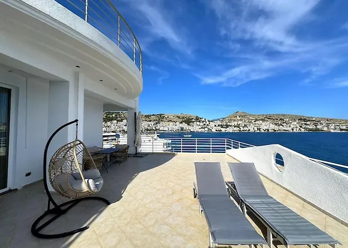 Seafront Oasis Luxury Apartment, With Sae View Apartment *