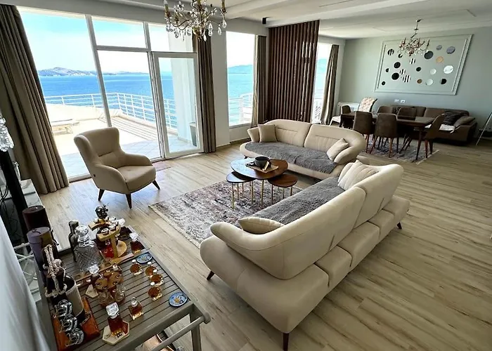 Seafront Oasis Luxury Apartment, With Sae View * Sarandë