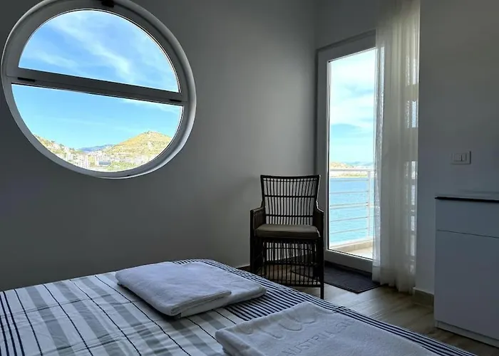 Seafront Oasis Luxury Apartment, With Sae View Sarandë