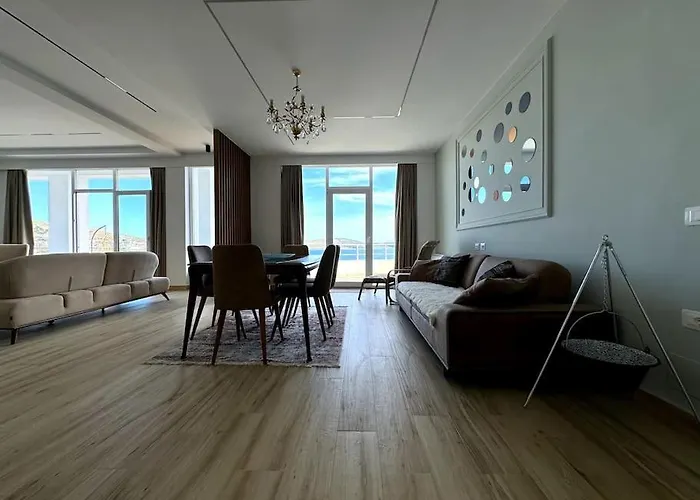 Apartment Seafront Oasis Luxury Apartment, With Sae View Sarandë