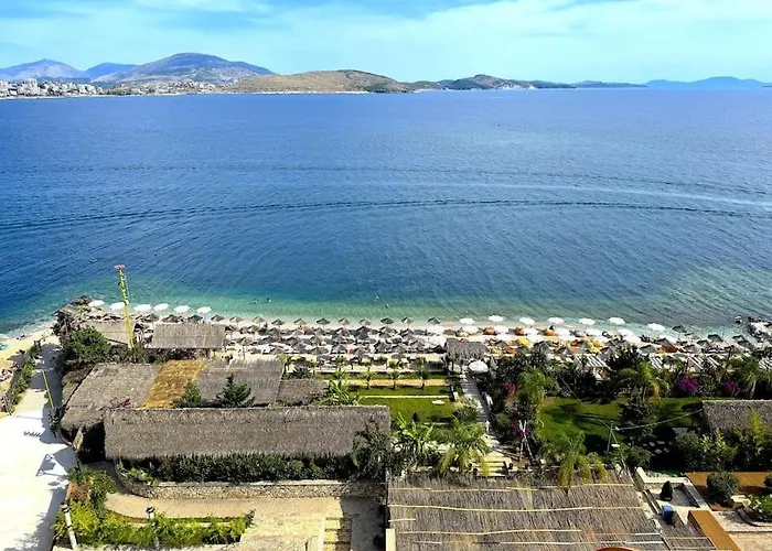 Seafront Oasis Luxury Apartment, With Sae View Apartment